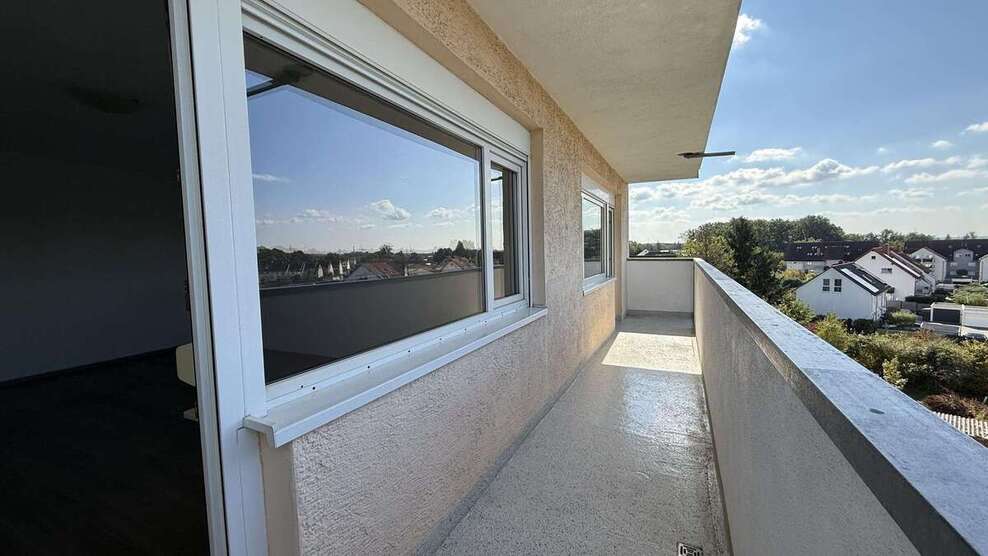 Wohnung zum Mieten in Großkrtozenburg 900 € 80 m² 3 zimmer