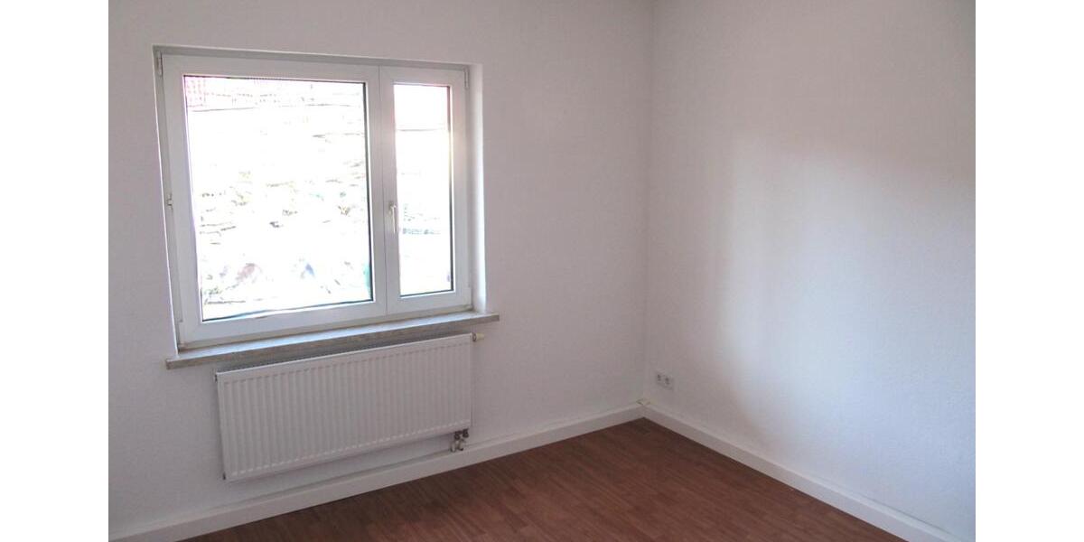 Erdgeschoßwohnung Naumburg (Saale) - 2 Zimmer, 58 m&sup2;, 450&euro; | Angebot:25930947