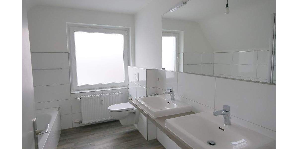 Doppelhaushälfte Tornesch - 6 Zimmer, 146 m&sup2;, 1.950&euro; | Angebot:24911590