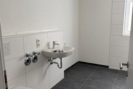 Wohnung Hungen - 2 Zimmer, 90 m&sup2;, 800&euro; | Angebot:25163641