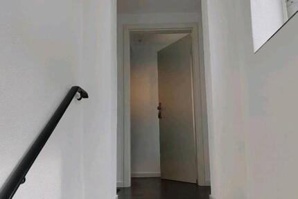 Wohnung Ebsdorfergrund - 3 Zimmer, 93 m&sup2;, 900&euro; | Angebot:26413127