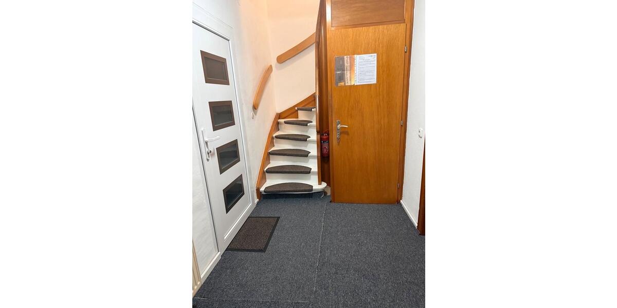 Dachgeschoßwohnung Edewecht - 1 Zimmer, 5 m&sup2;, 600&euro; | Angebot:24732290