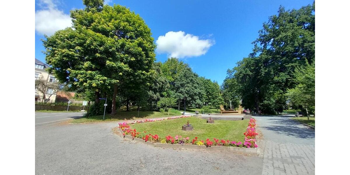 Erdgeschoßwohnung Crimmitschau - 2 Zimmer, 51 m&sup2;, 270&euro; | Angebot:24659727