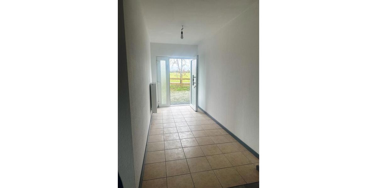 Einfamilienhaus Haldensleben - 5 Zimmer, 150 m&sup2;, 900&euro; | Angebot:25571006
