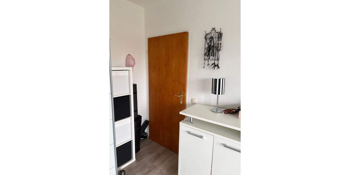 Etagenwohnung Mülheim an der Ruhr Broich - 3 Zimmer, 76 m&sup2;, 500&euro; | Angebot:25108055