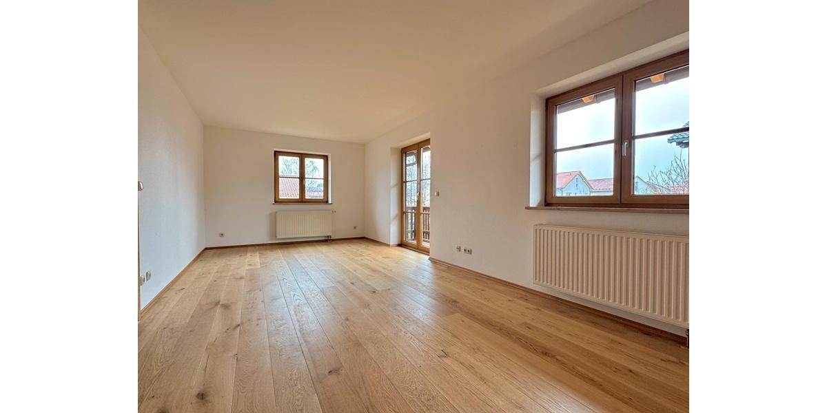 Renovierte, helle 4-ZKB-Wohnung in ruhiger Lage von Siegertsbrunn 4 zimmer