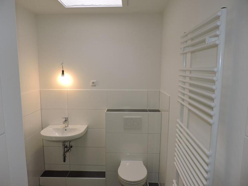 Renovierte 3-Zimmer- Wohnung mit großem Balkon frei!