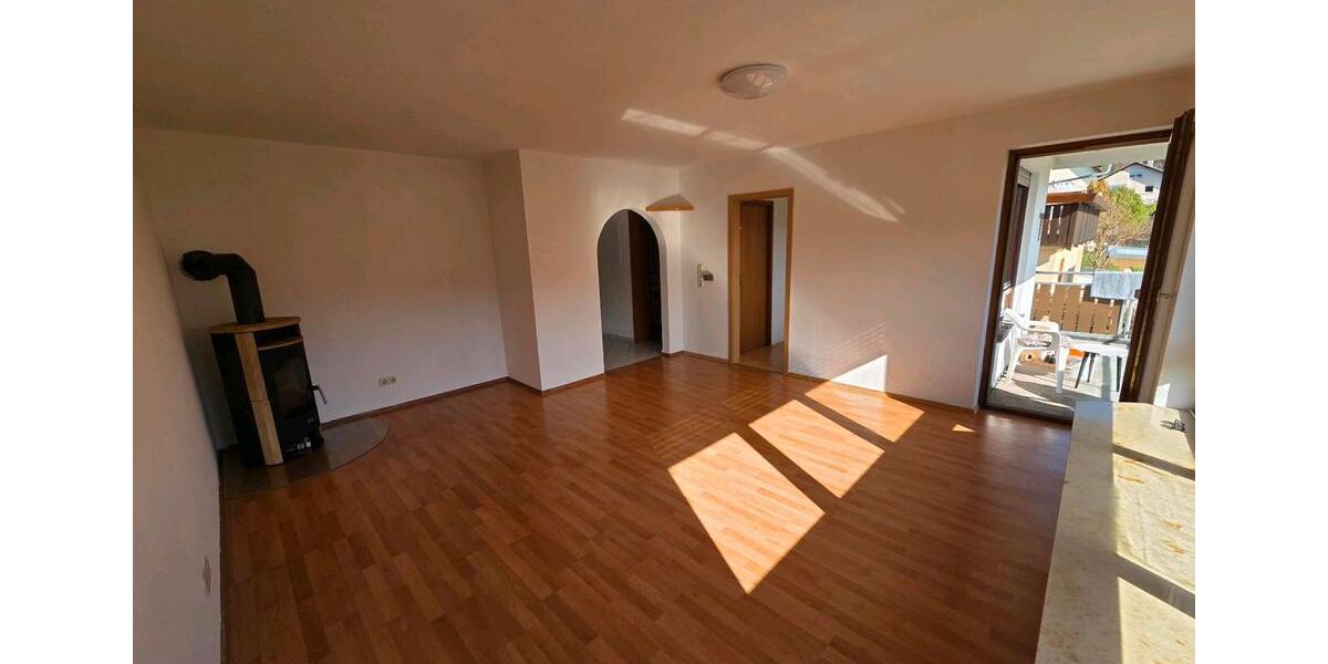 Erdgeschoßwohnung Waldshut-Tiengen Tiengen - 4 Zimmer, 84 m&sup2;, 1.150&euro; | Angebot:25350417