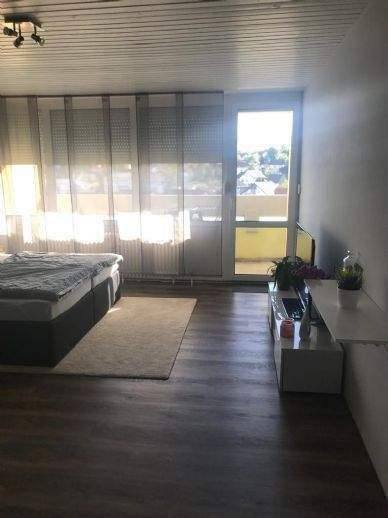 1,5 Zimmer-Wohnung mit Balkon und Keller in Meßstetten zimmer