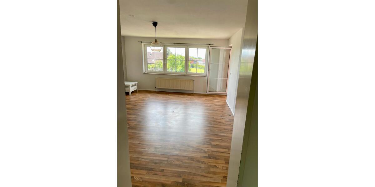 Etagenwohnung Bröckel - 3 Zimmer, 83 m&sup2;, 539&euro; | Angebot:26544643