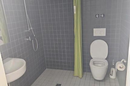 *Möbliertes Zimmer zur Untermiete in Essen (Nov und Dez) zimmer