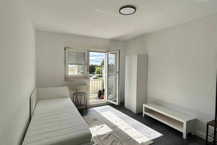 Voll möblierte 22qm Wohnung mit Balkon (450€ kalt)