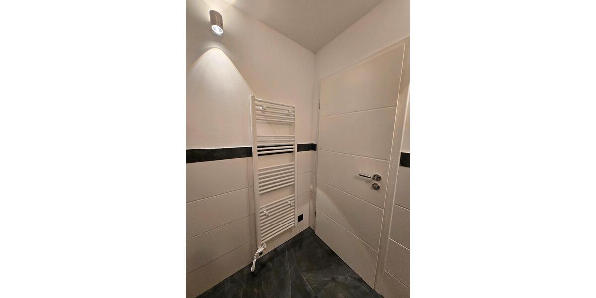 Dachgeschoßwohnung Püttlingen - 2.5 Zimmer, 62 m&sup2;, 780&euro; | Angebot:26050558