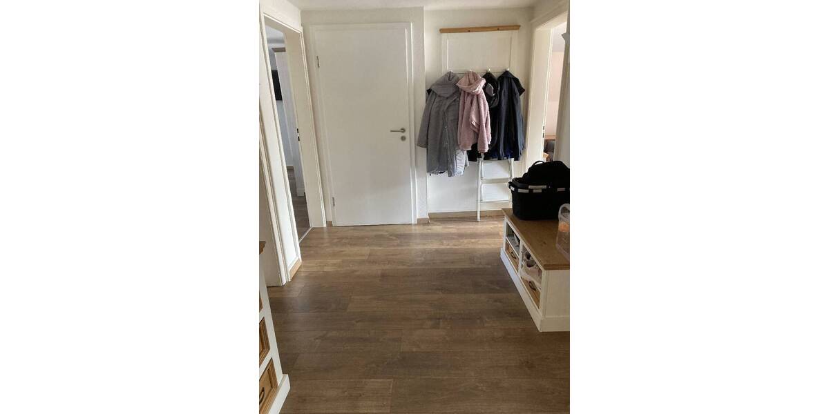 Etagenwohnung Meschede - 3 Zimmer, 106 m&sup2;, 700&euro; | Angebot:26471287