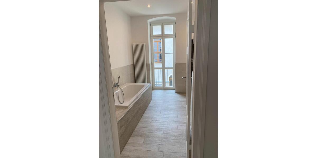 Etagenwohnung Görlitz - 5 Zimmer, 140 m&sup2;, 1.106&euro; | Angebot:26336151