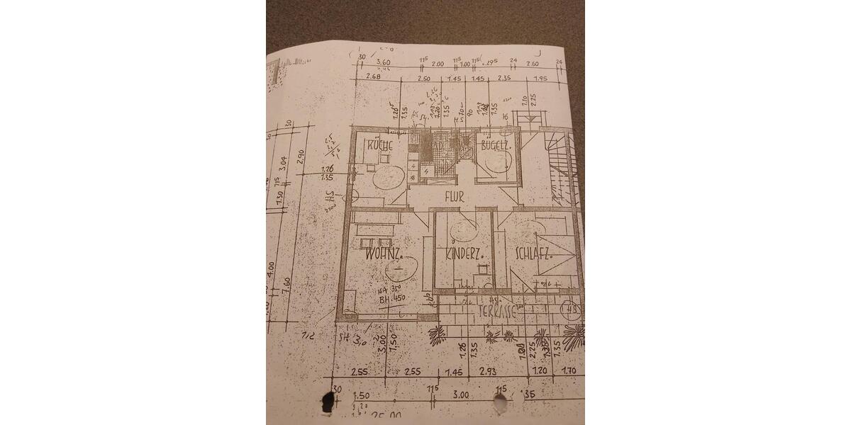 Helle 3 Zimmer Wohnung im 1. OG zimmer