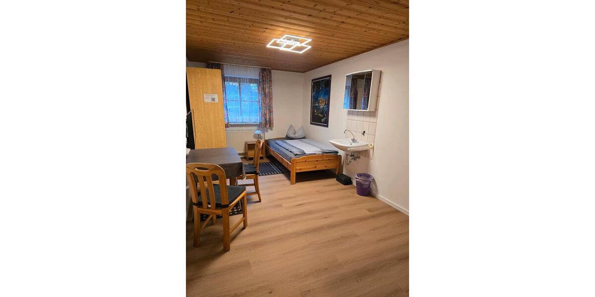 Wohnen auf Zeit Neustadt an der Donau - 5 Zimmer, 14 m&sup2;, 390&euro; | Angebot:26483066