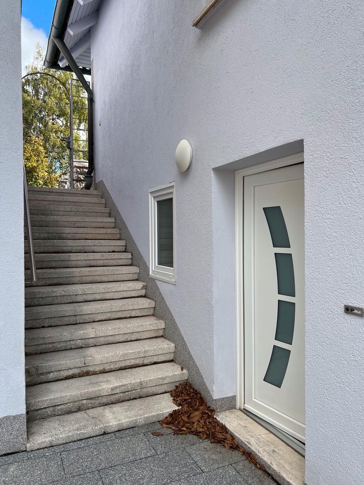 Traumhafte 90 m² 3-Zimmer-Wohnung mit Garten & Weitblick, 96132