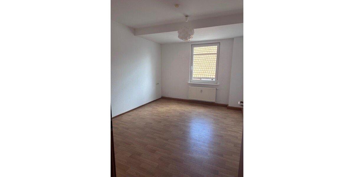Dachgeschoßwohnung Bad Wildungen - 2 Zimmer, 53 m&sup2;, 350&euro; | Angebot:26264070