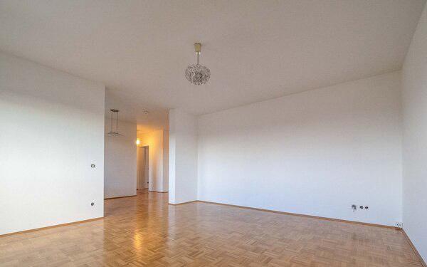 Etagenwohnung Würzburg - 3 Zimmer, 90 m&sup2;, 1.300&euro; | Angebot:26461894