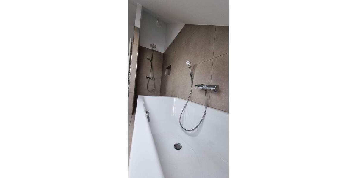 Etagenwohnung Schlüchtern - 3 Zimmer, 85 m&sup2;, 890&euro; | Angebot:25756419