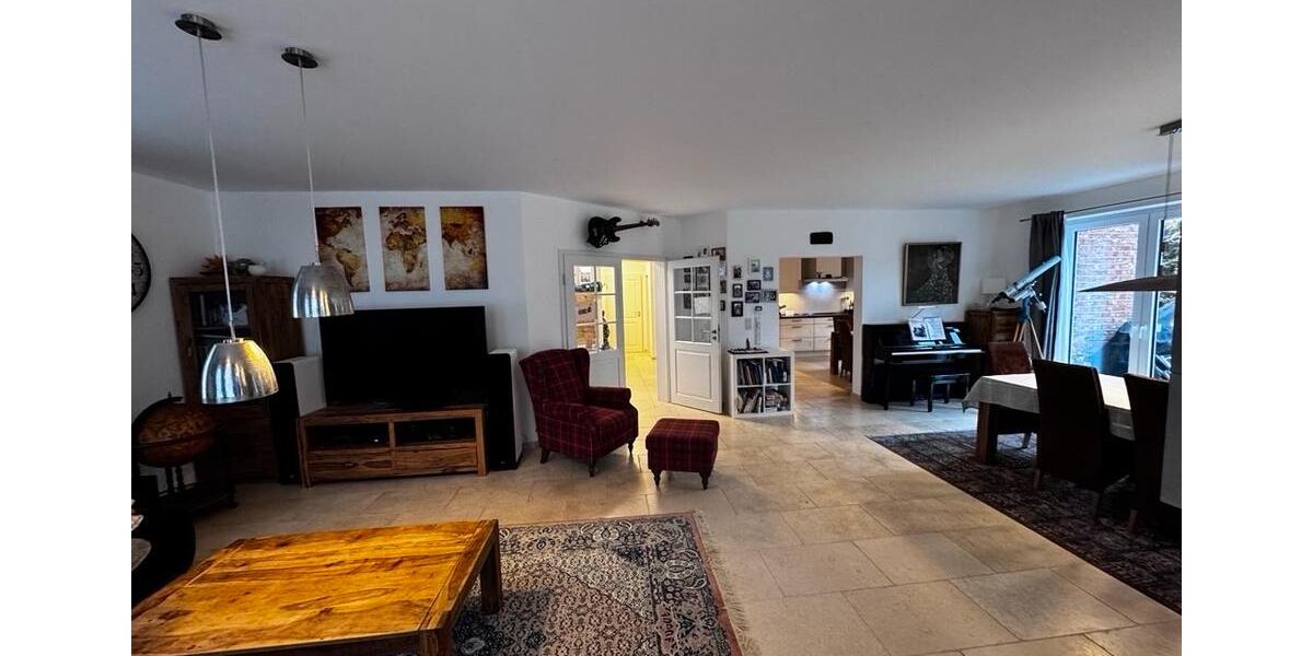 Einfamilienhaus Lehre - 3 Zimmer, 225 m&sup2;, 2.400&euro; | Angebot:25996872