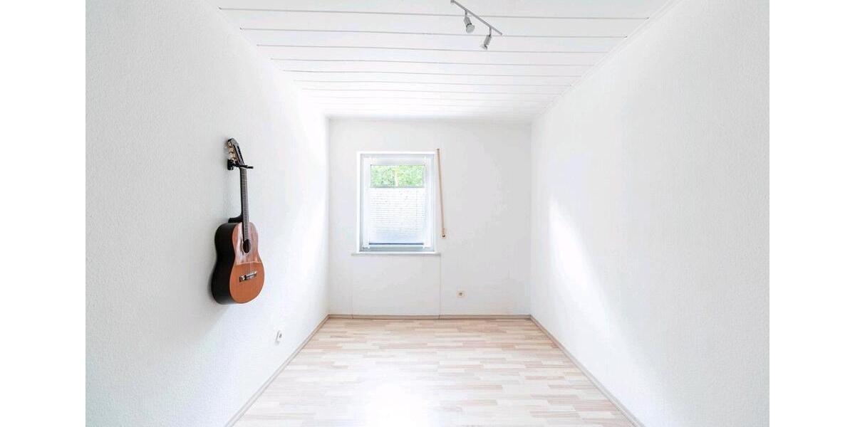 Erdgeschoßwohnung Ebermannsdorf - 3 Zimmer, 125 m&sup2;, 1.000&euro; | Angebot:26045133