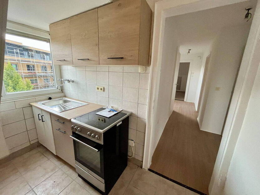 ++ Top-Lage - 2min zum Bahnhof Feuerbach - 100m² Wohnung - Ideal für 5er WG oder Familie