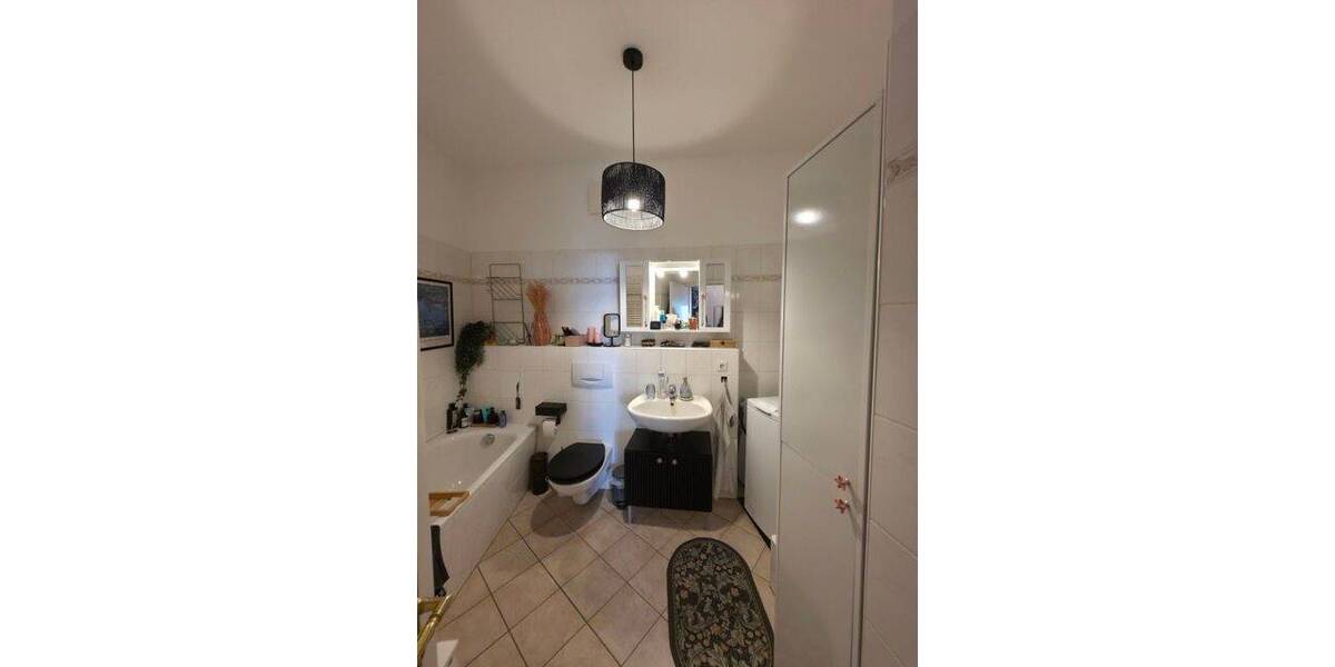 Etagenwohnung Görlitz Altstadt - 2 Zimmer, 63 m&sup2;, 415&euro; | Angebot:26187411