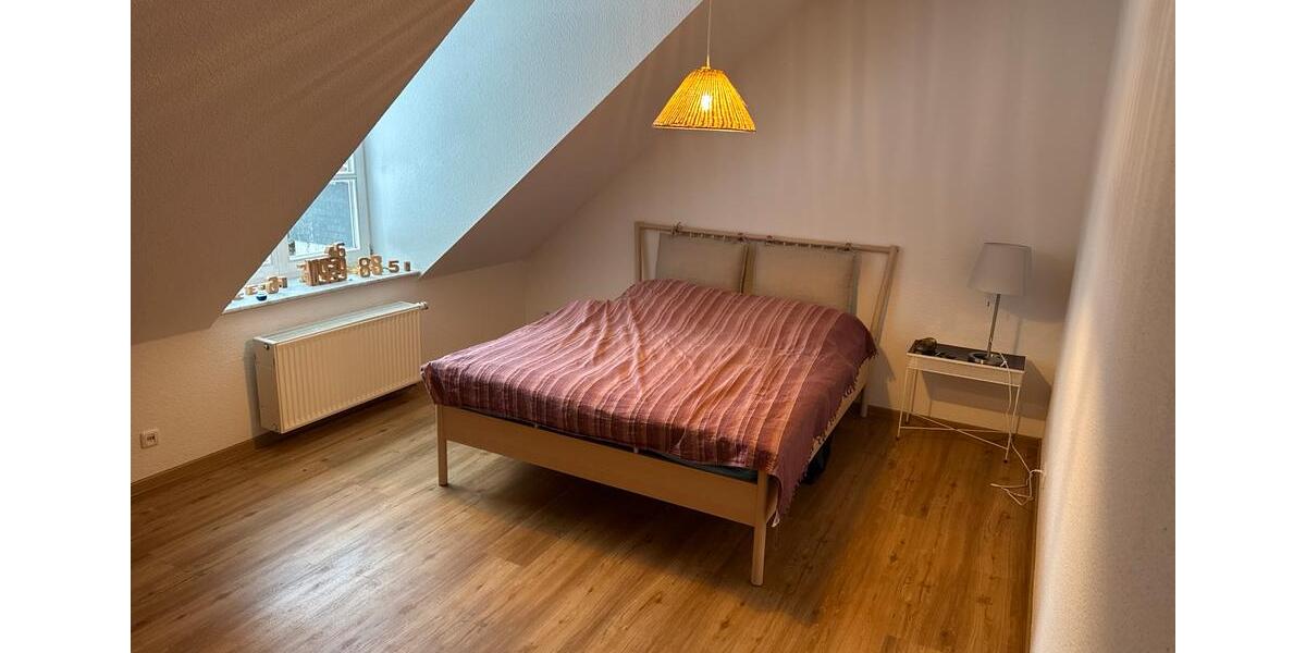 Wohnen auf Zeit Hannover Bothfeld-Vahrenheide - 4 Zimmer, 100 m&sup2;, 1.600&euro; | Angebot:24365688