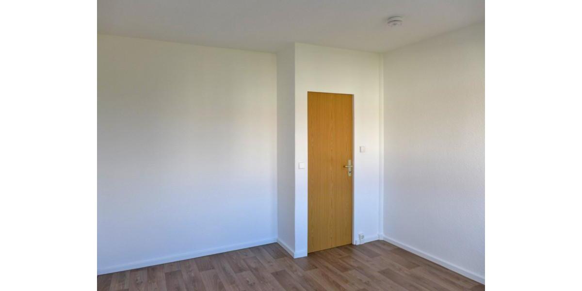 Erdgeschoßwohnung Limbach-Oberfrohna Oberfrohna - 2 Zimmer, 50 m&sup2;, 275&euro; | Angebot:24598530