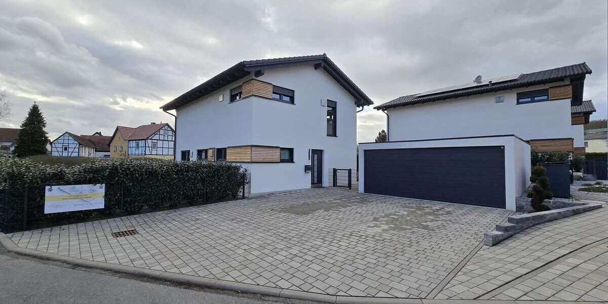 Einfamilienhaus Harth-Pöllnitz Pöllnitz - 5 Zimmer, 140 m&sup2;, 1.900&euro; | Angebot:24439977