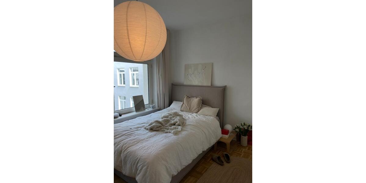 Etagenwohnung Hamburg Eimsbüttel - 2 Zimmer, 50 m&sup2;, 1.350&euro; | Angebot:25381912
