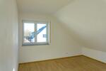 Dachgeschoßwohnung Vaihingen an der Enz - 3.5 Zimmer, 77 m&sup2;, 1.090&euro; | Angebot:26232780