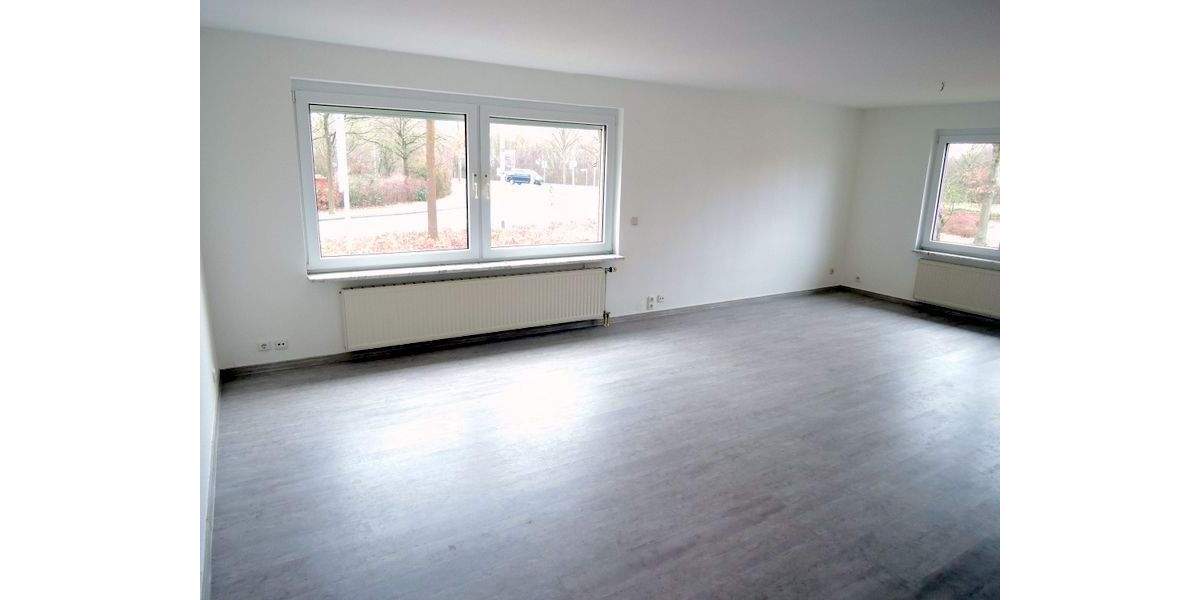 Top gepflegte und helle Etagenwohnung mit Einbauküche, Balkon und Gartennutzung nahe der Innenstadt 3 zimmer