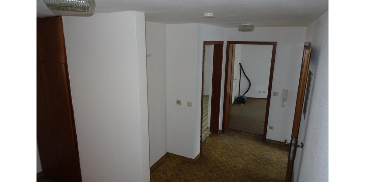 Etagenwohnung Rosenfeld - 3.5 Zimmer, 98 m&sup2;, 750&euro; | Angebot:23830718