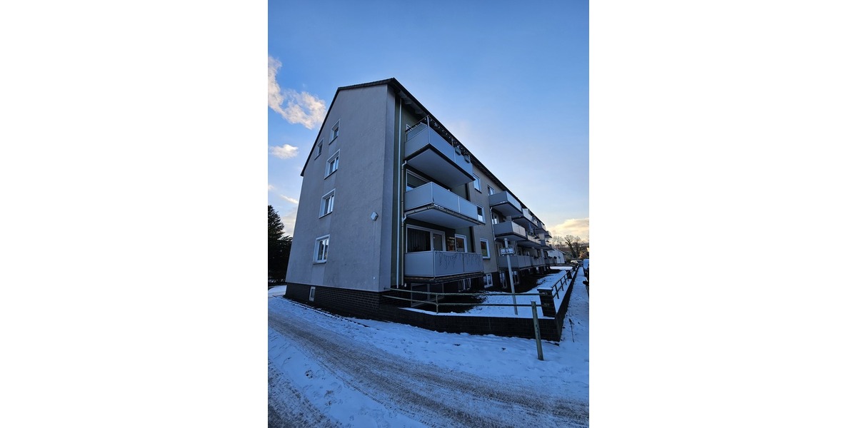 4-Zimmer-Wohnung mit Balkon! 4 zimmer