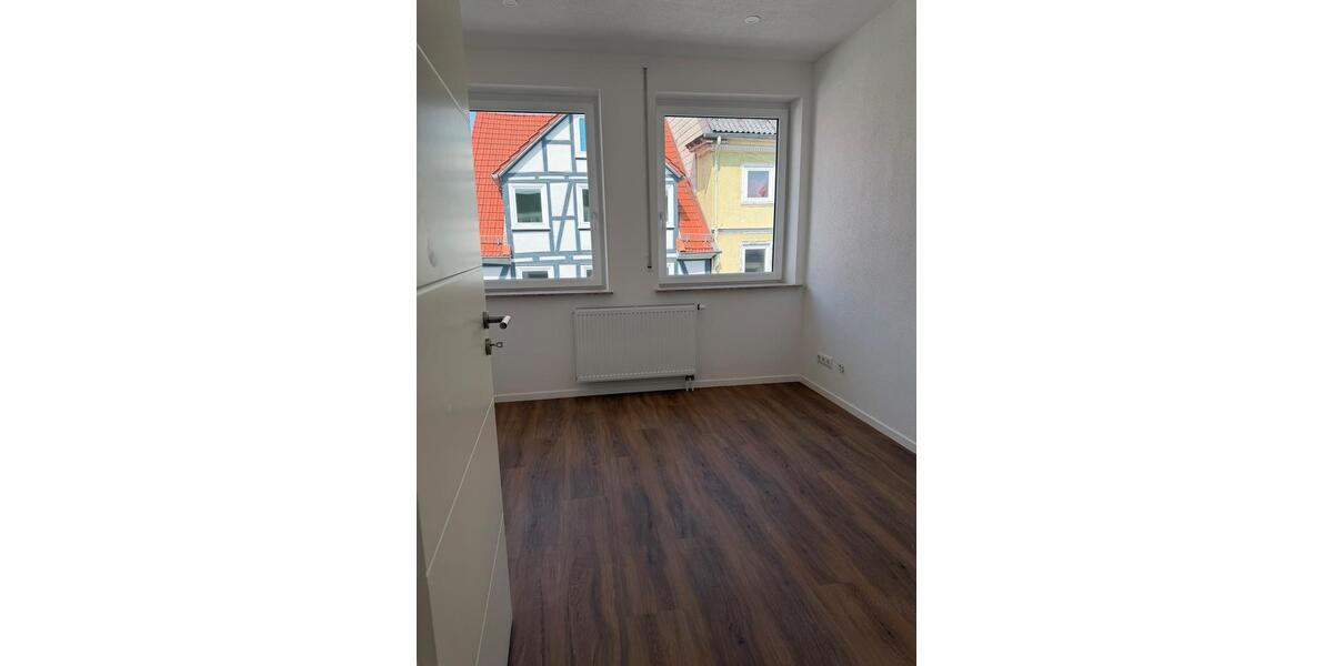 Etagenwohnung Hessisch Lichtenau - 3 Zimmer, 91 m&sup2;, 910&euro; | Angebot:26701977