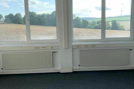 Büro Praxis Coworking Fitnessstudio Tanzschule mit eigenem Zugang zimmer