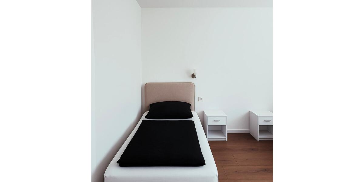 Wohnen auf Zeit Mühlhausen - 9 Zimmer, 200 m&sup2;, 35&euro; | Angebot:11489703