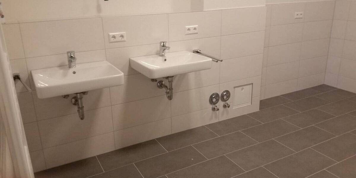 Etagenwohnung Vaihingen an der Enz - 5 Zimmer, 182 m&sup2;, 1.600&euro; | Angebot:26127687
