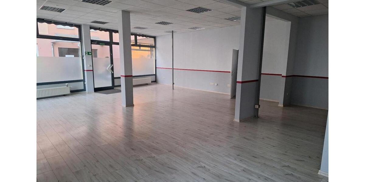 Etagenwohnung Beeskow - 2 Zimmer, 120 m&sup2;, 1.230&euro; | Angebot:26285738