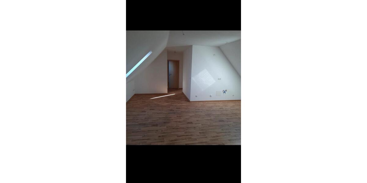 Dachgeschoßwohnung Wasungen - 3 Zimmer, 56 m&sup2;, 365&euro; | Angebot:26588696