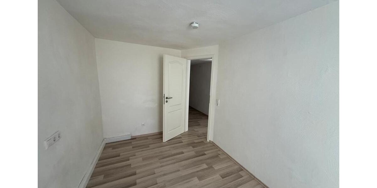 Etagenwohnung Rottenburg am Neckar - 1 Zimmer, 70 m&sup2;, 750&euro; | Angebot:26665996