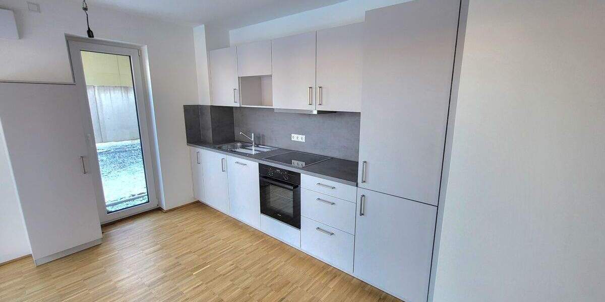 Etagenwohnung Neu-Ulm Burlafingen - 3 Zimmer, 89 m&sup2;, 1.355&euro; | Angebot:24807460