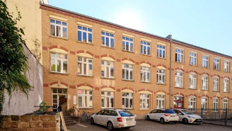Wohnung zum Mieten in Dresden 1.696 € 154.19 m²