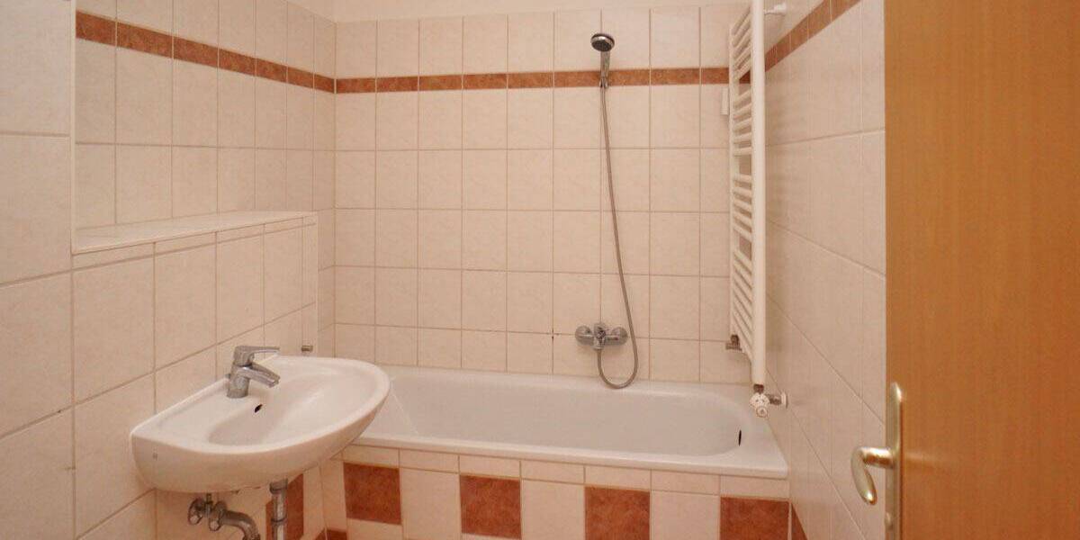 Etagenwohnung Pirna Sonnenstein - 2 Zimmer, 57 m&sup2;, 460&euro; | Angebot:26514920