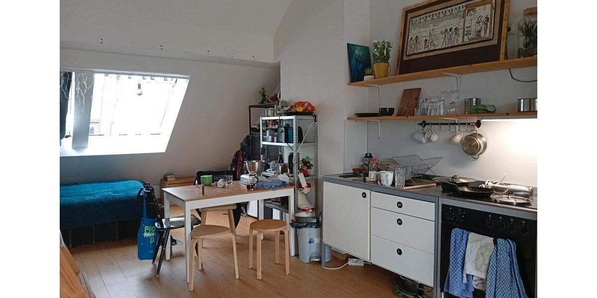 Dachgeschoßwohnung Köln Mülheim - 1 Zimmer, 35 m&sup2;, 650&euro; | Angebot:26462909