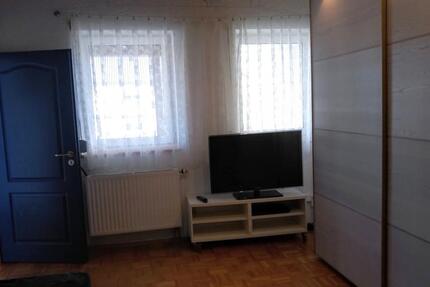 Wohnen auf Zeit in Stutensee Nähe KIT Waldrandlage OG 3 zimmer