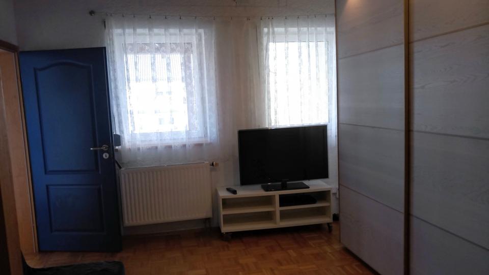 Wohnen auf Zeit in Stutensee Nähe KIT Waldrandlage OG 3 zimmer